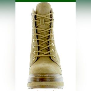 Steve Madden Sheridan Suede Lace Up Lug Sole Block Stacked Heel Boot Size 6.5